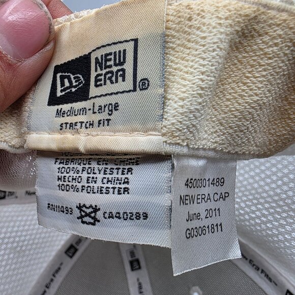 Oakley Silicon Bark Trucker Hat White Mesh Stretch Fit Medium Large Casual - Picture 6 of 10